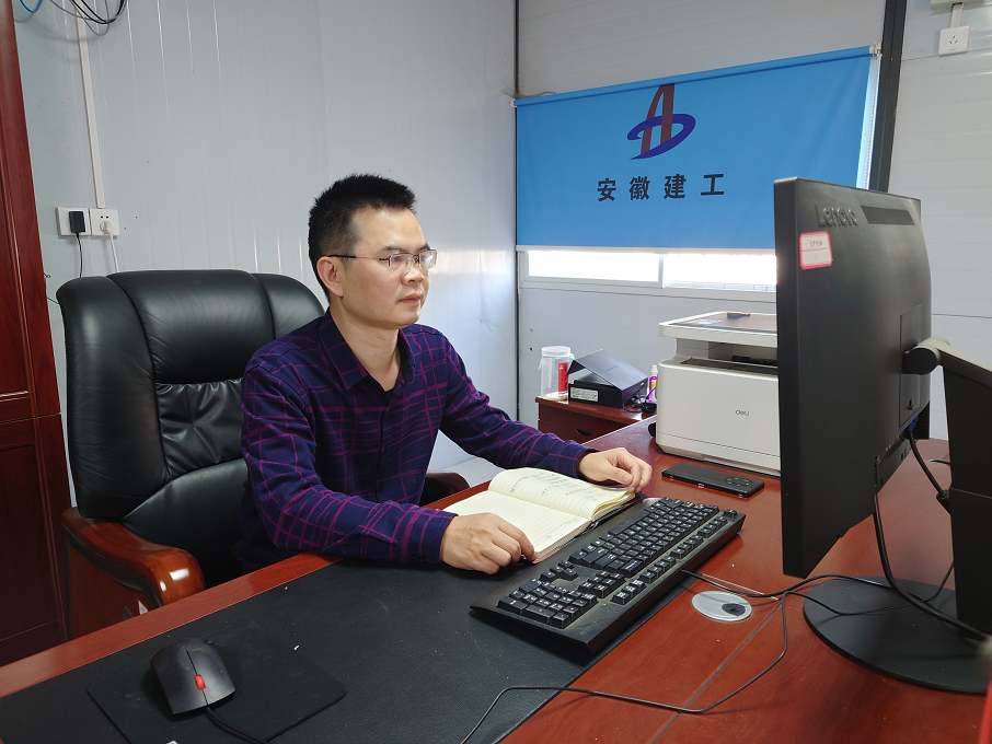 基層職工熱議黨的二十大系列報道（五） ：攻堅克難、奮勇前行，向公司交出一份份高質(zhì)量答卷！